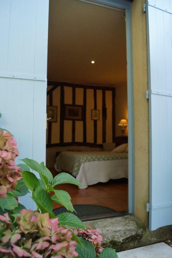 Domaine De La Mouthe Guest house